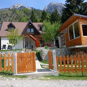 Bujtina Albjoni Casa de hóspedes